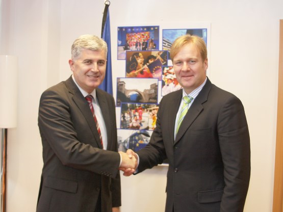 Predsjedatelj Doma naroda dr. Dragan Čović susreo se sa voditeljom Izaslanstva Europske unije, Peterom Sorensenom

